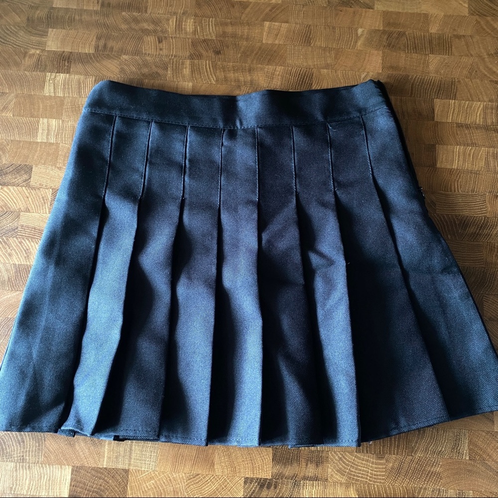 Black tennis skirt